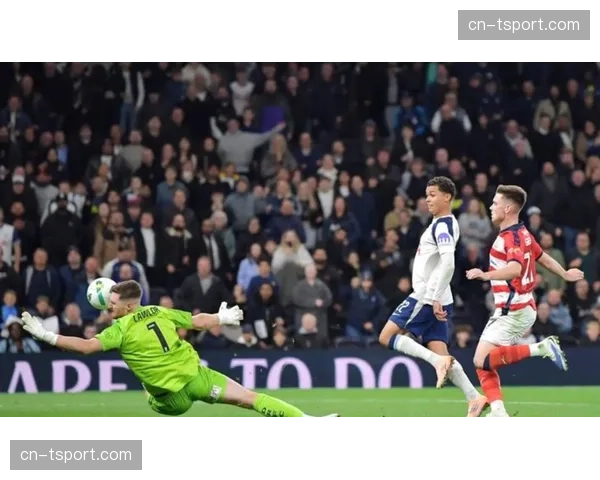 热刺2026年英超未尝一胜纪录终结，距保级区仍差两分